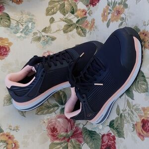 Timberland PRO Women's Industrial Safety Toe Athletic Shoes Pink Black 8.5 NWOT